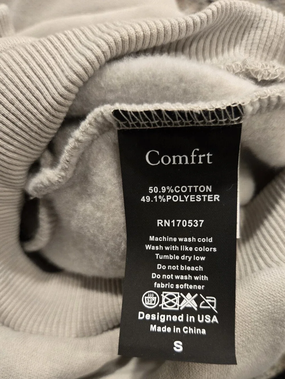 Comfrt Paw Hoodie Size Small
